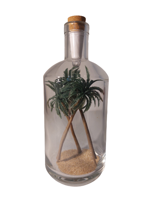Glasflasche mit Palmen